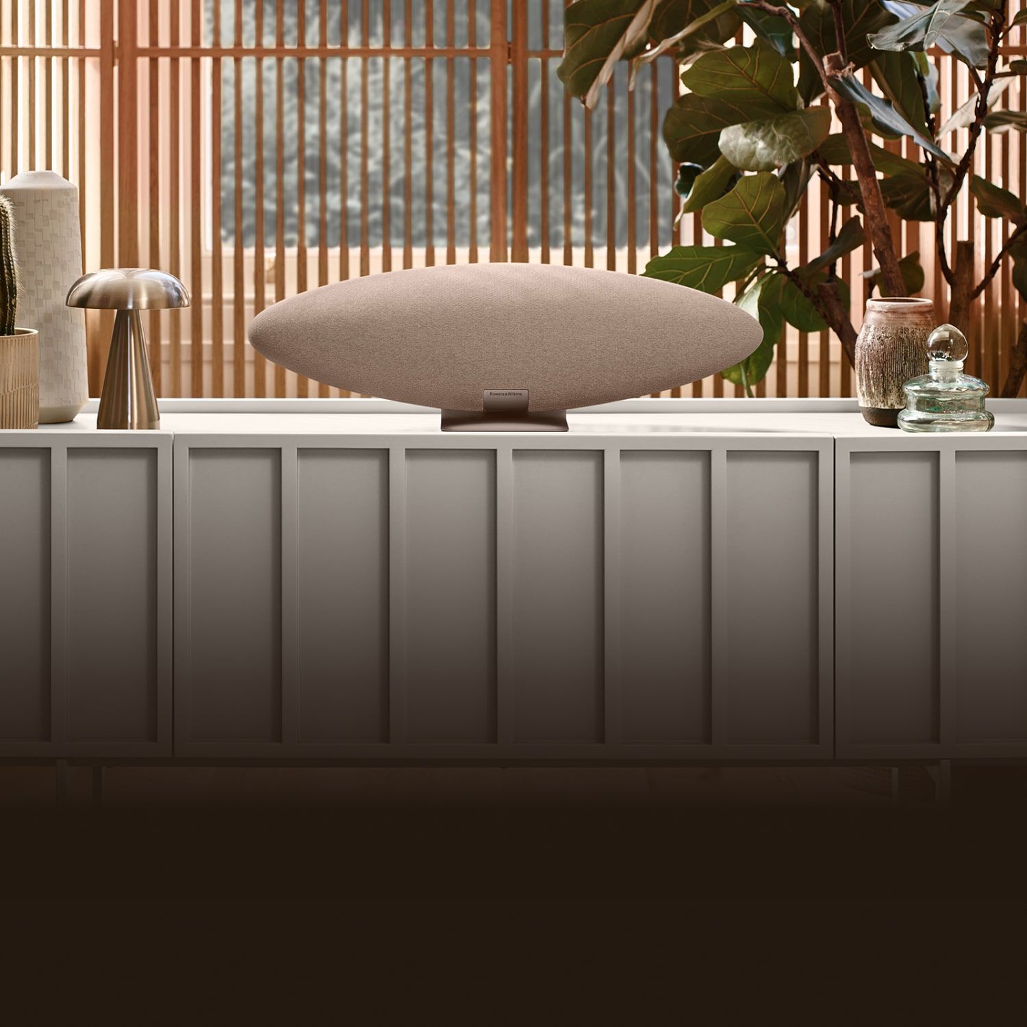 Zeppelin Pro Edition - Beautiful design meets best-in-class Zeppelin Pro Edition - Beautiful design meets best-in-class
